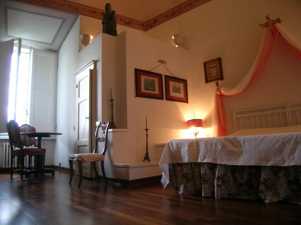 Bed and Breakfast La Dimora Dei Monaci Siena Pokój zdjęcie